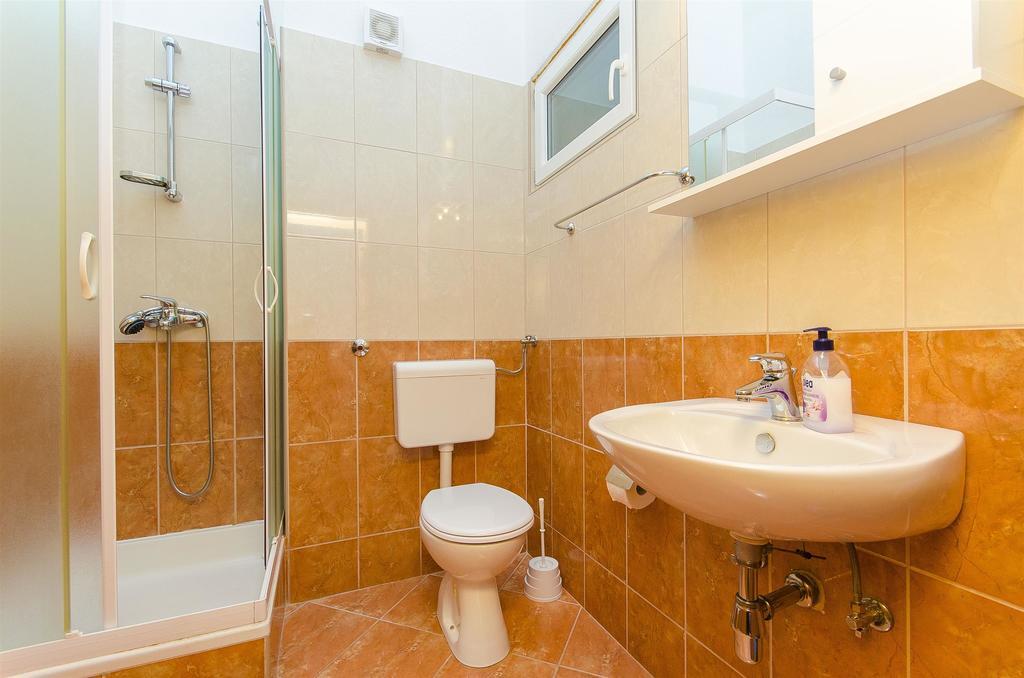 Apartments Seaview Tucepi Bagian luar foto
