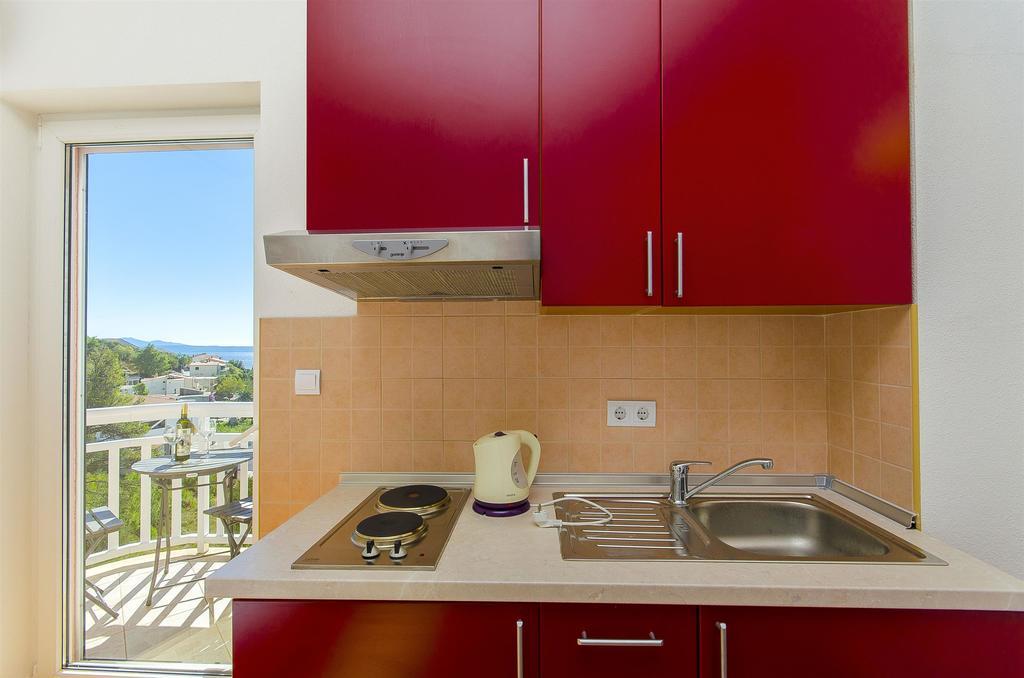 Apartments Seaview Tucepi Bagian luar foto